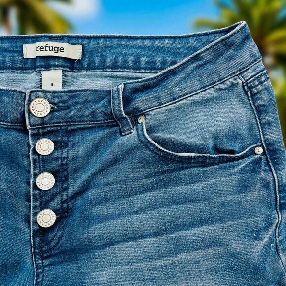 Refuge Button Fly Denim Shorts Womens Sz 8 Blue Faded Medium Wash High Rise Cuff - Picture 8 of 8